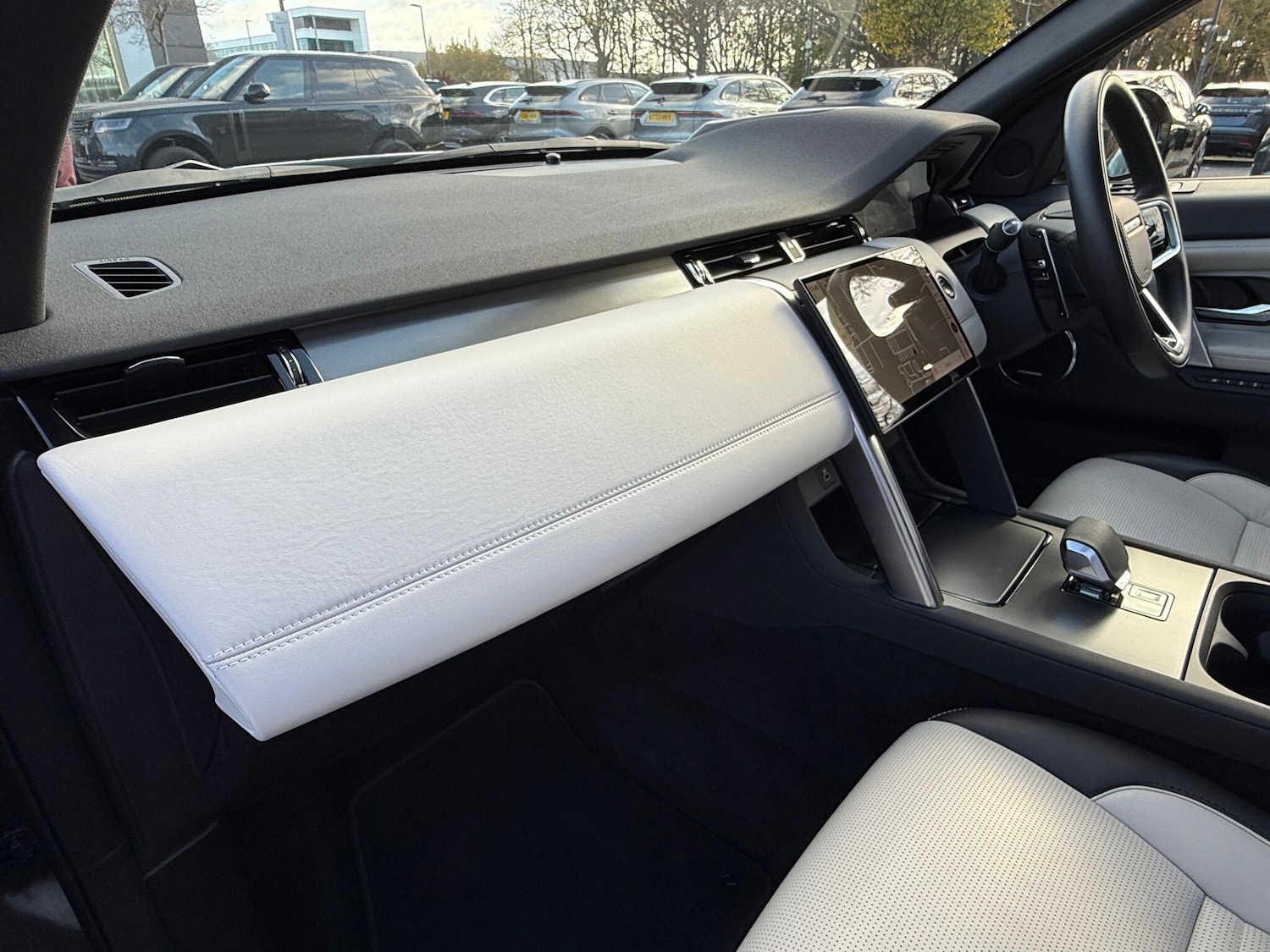 Used Land Rover Discovery Sport 2024 for sale - 76606899: Photo 43