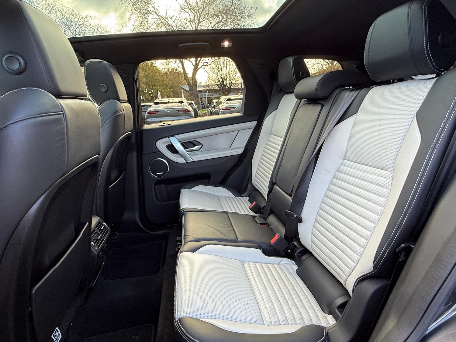 Used Land Rover Discovery Sport 2024 for sale - 76606899: Photo 45