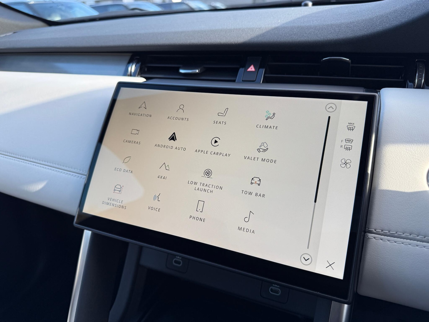 Used Land Rover Discovery Sport 2024 for sale - 76606899: Photo 52