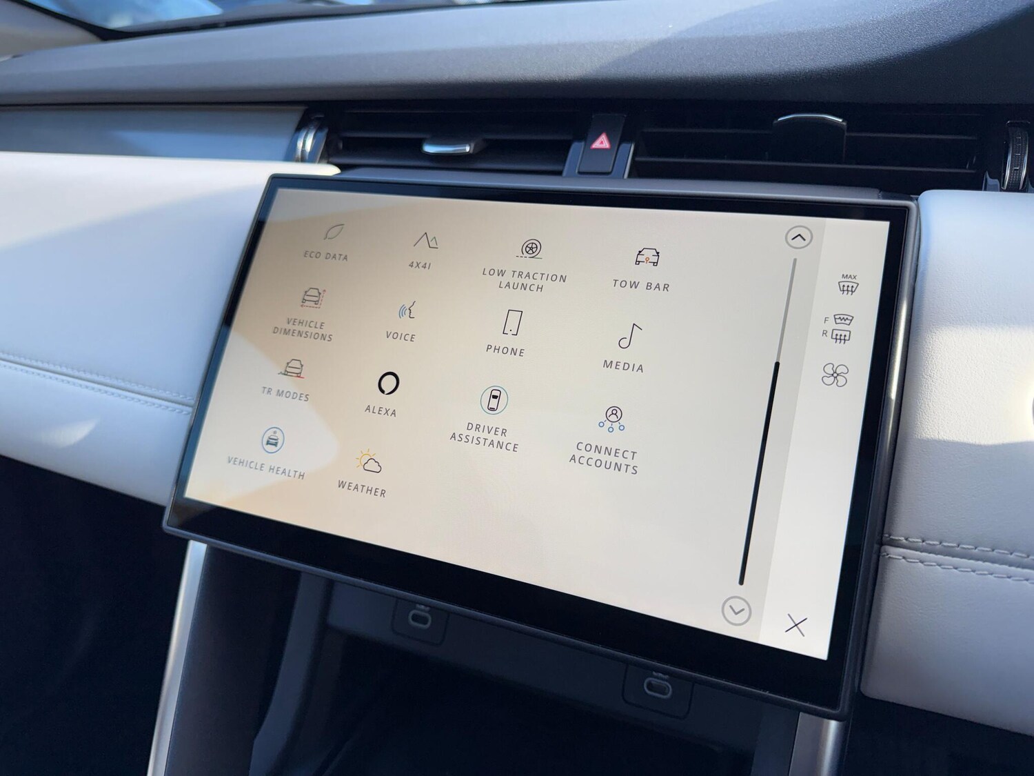 Used Land Rover Discovery Sport 2024 for sale - 76606899: Photo 53