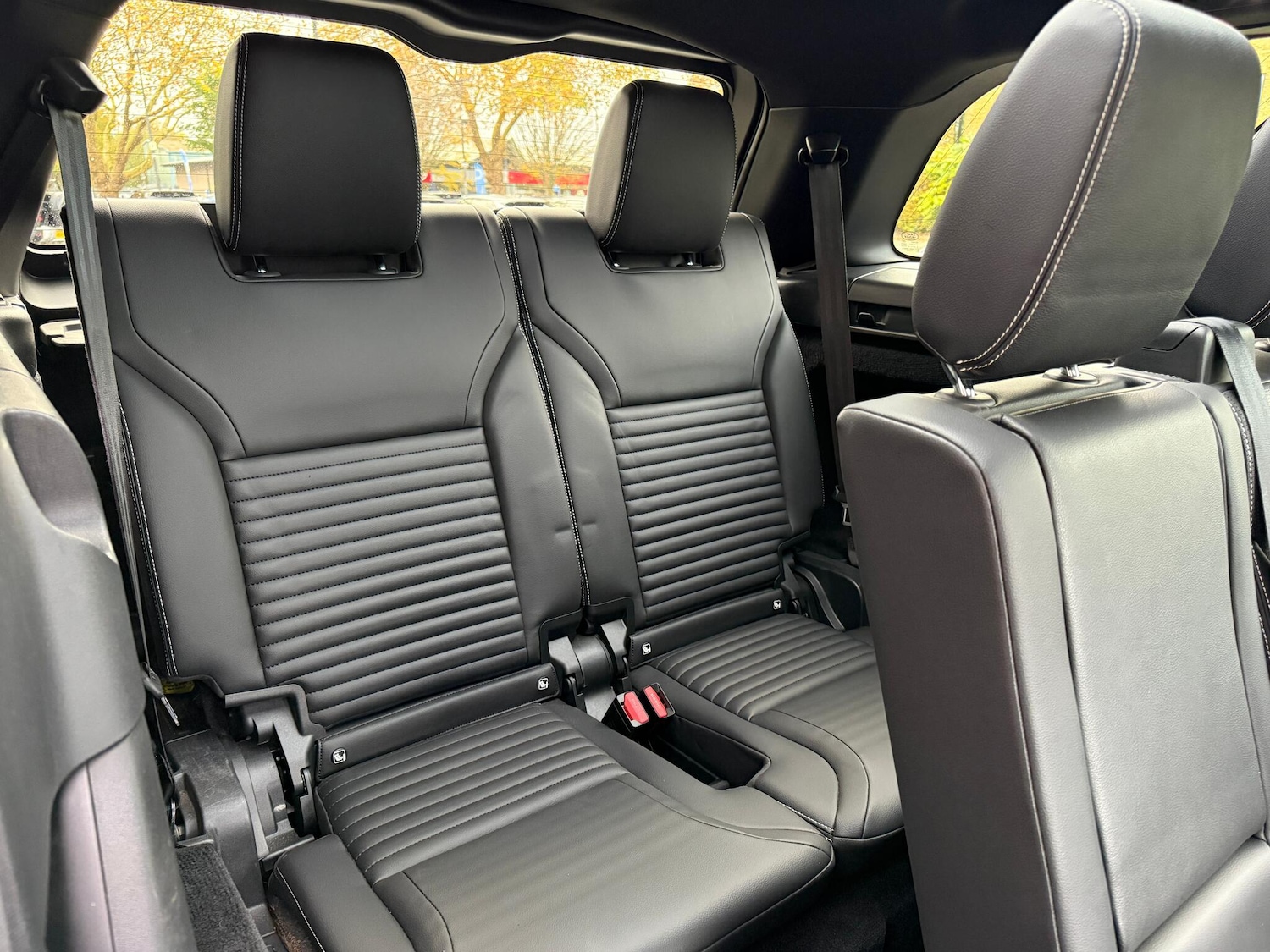 Used Land Rover Discovery 2022 for sale - 76472462: Photo 30