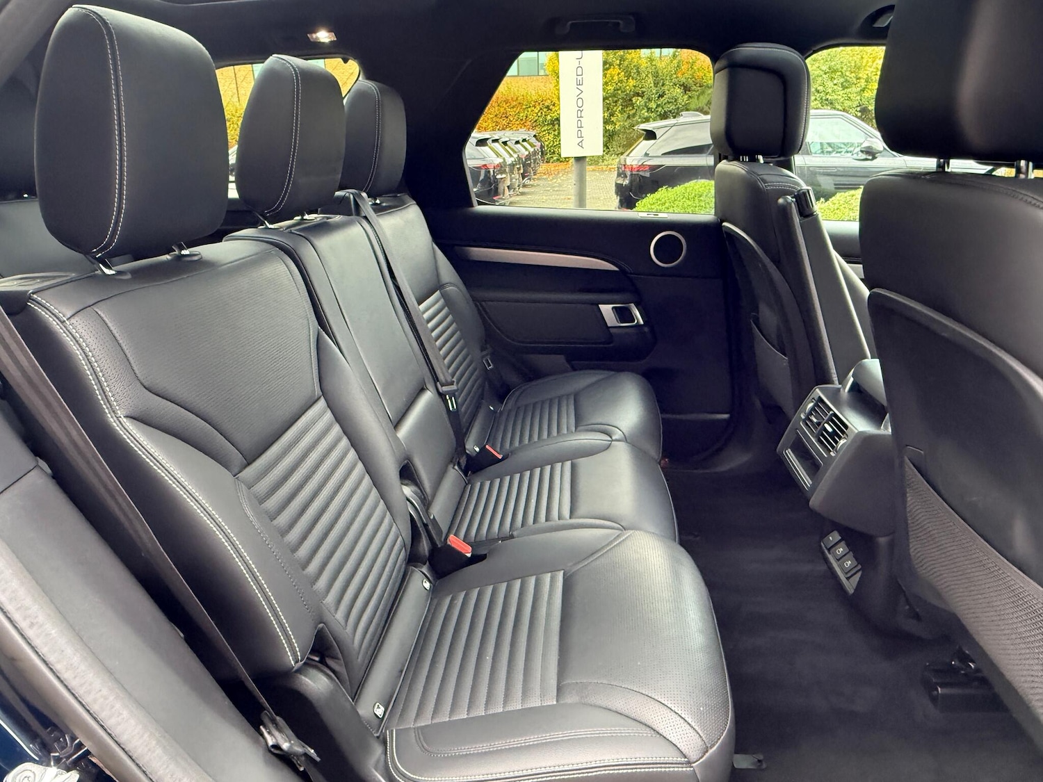 Used Land Rover Discovery 2022 for sale - 76472462: Photo 34