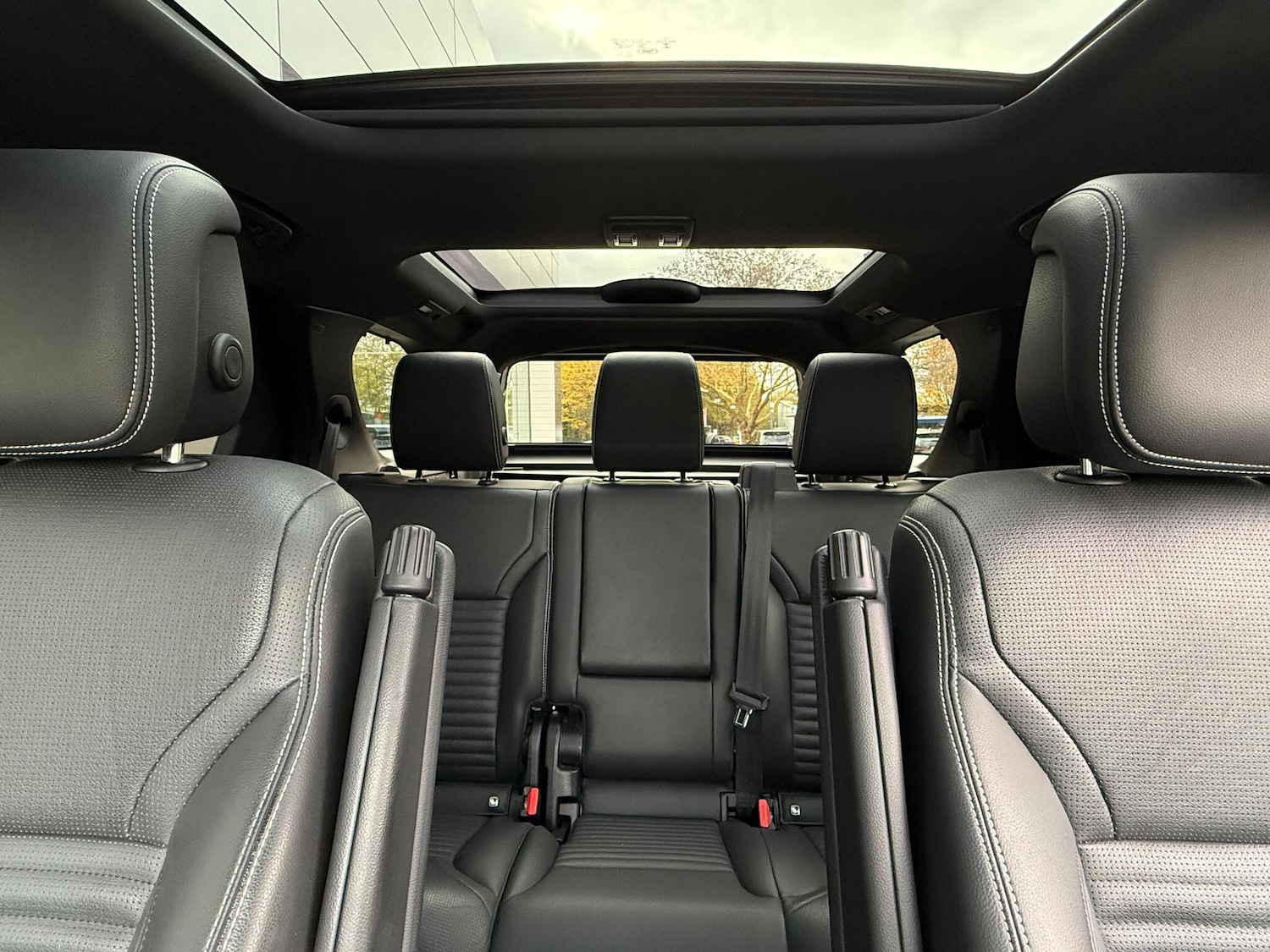 Used Land Rover Discovery 2022 for sale - 76472462: Photo 38