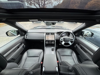 Used Land Rover Discovery 2022 for sale - 76472462: Photo