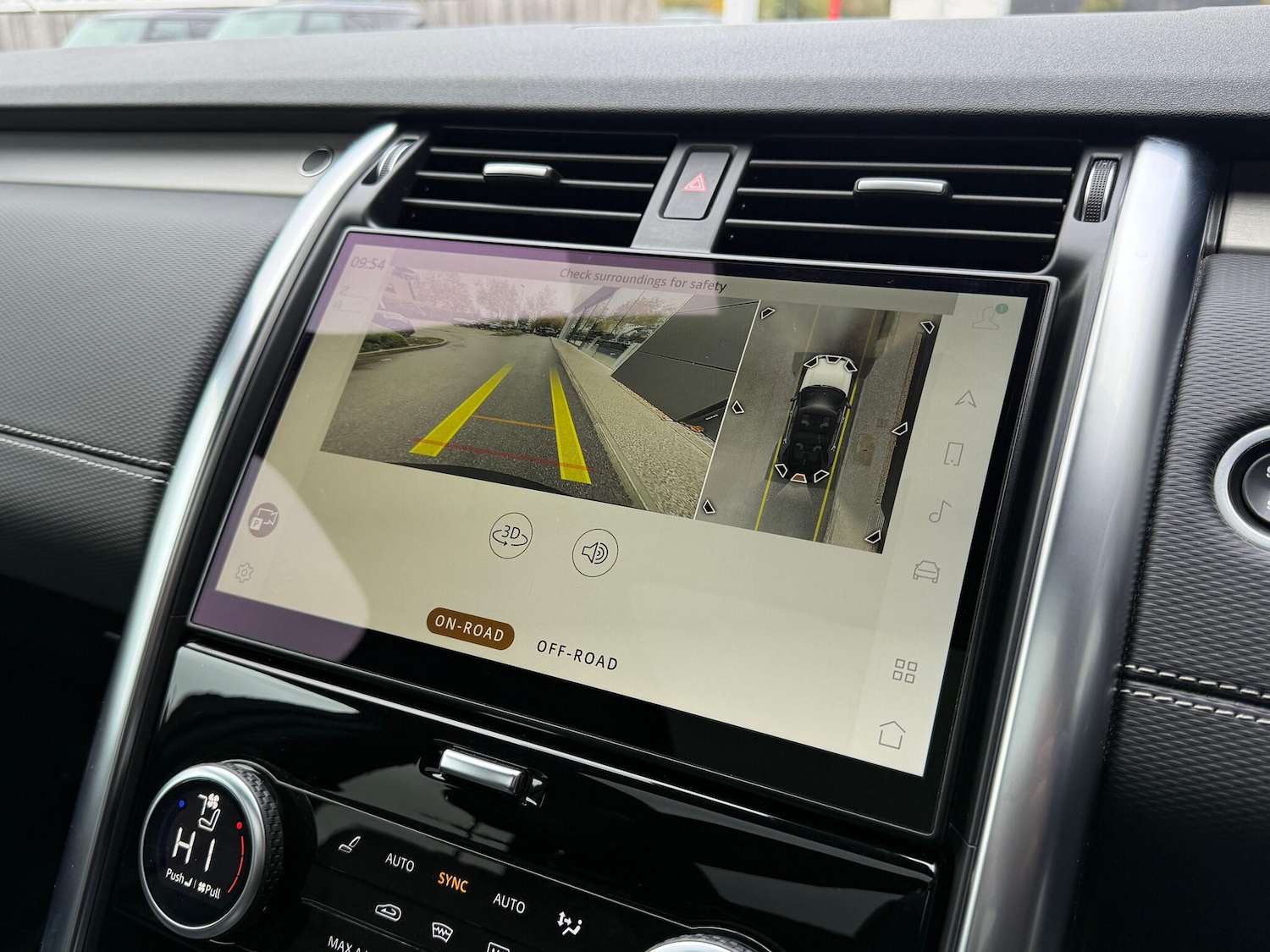 Used Land Rover Discovery 2022 for sale - 76472462: Photo 6