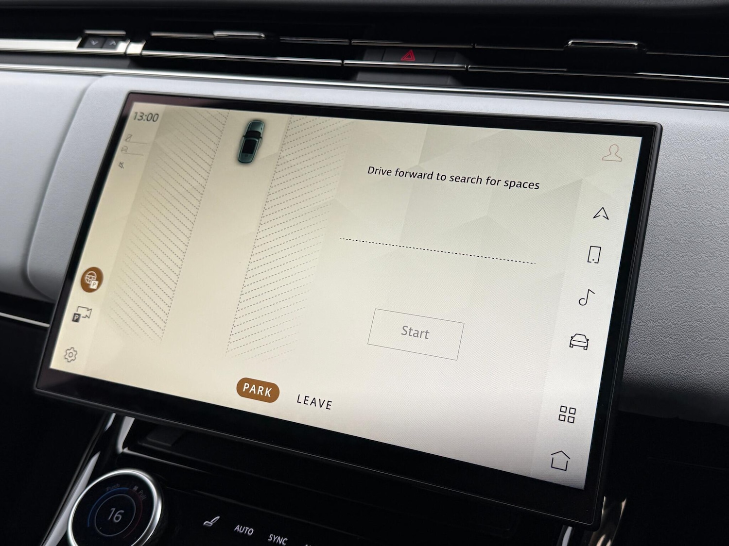 Used Land Rover Range Rover Sport 2023 for sale - 76472495: Photo 11