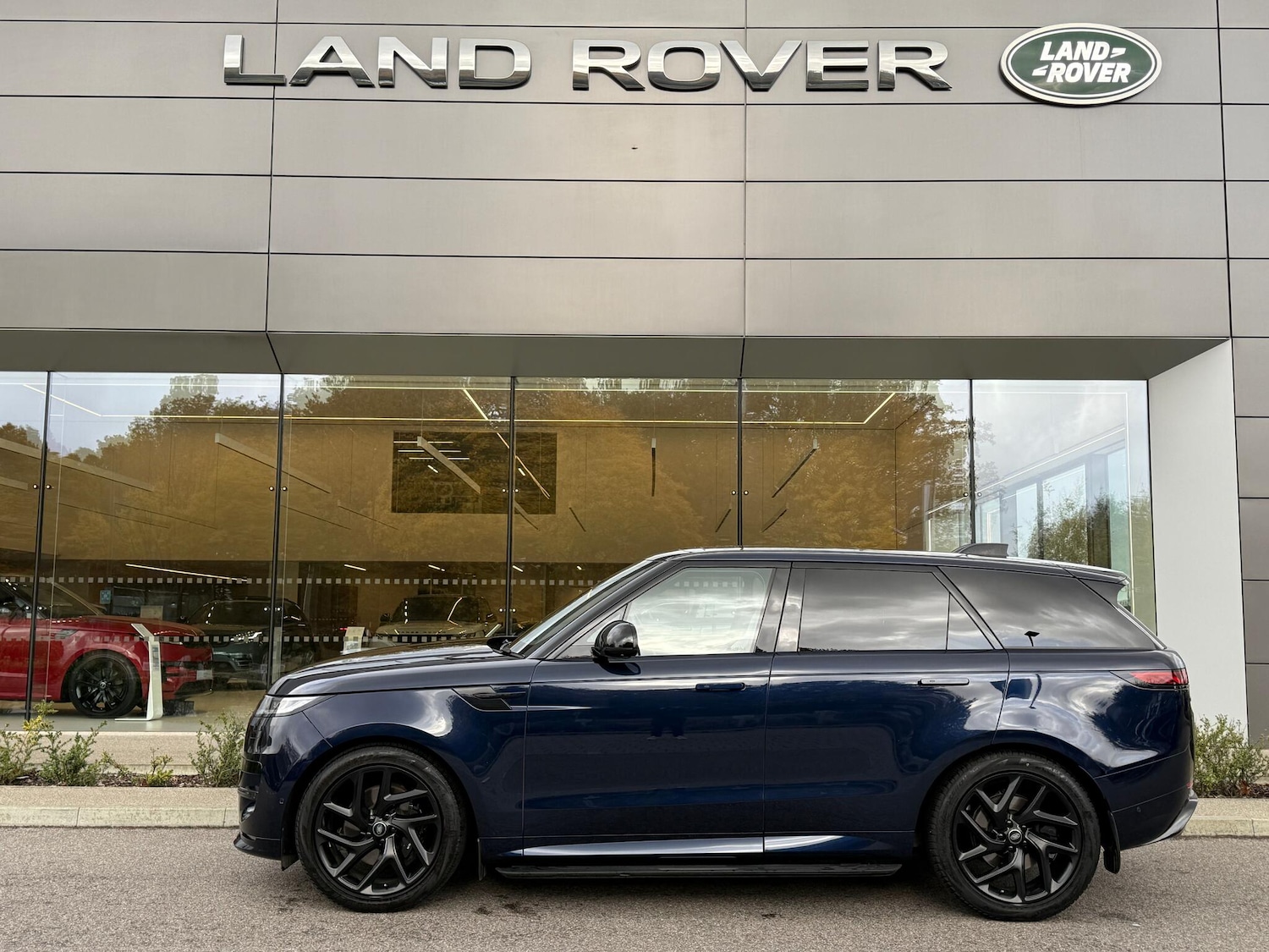 Used Land Rover Range Rover Sport 2023 for sale - 76472495: Photo 14