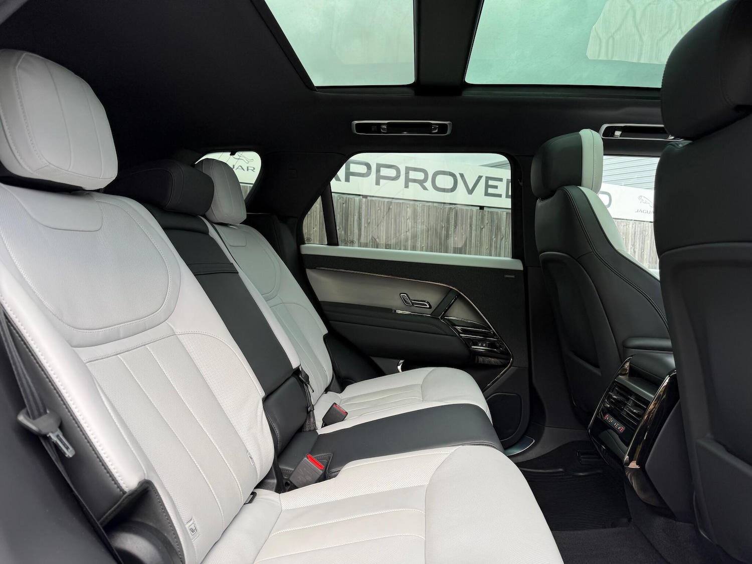 Used Land Rover Range Rover Sport 2023 for sale - 76472495: Photo 50