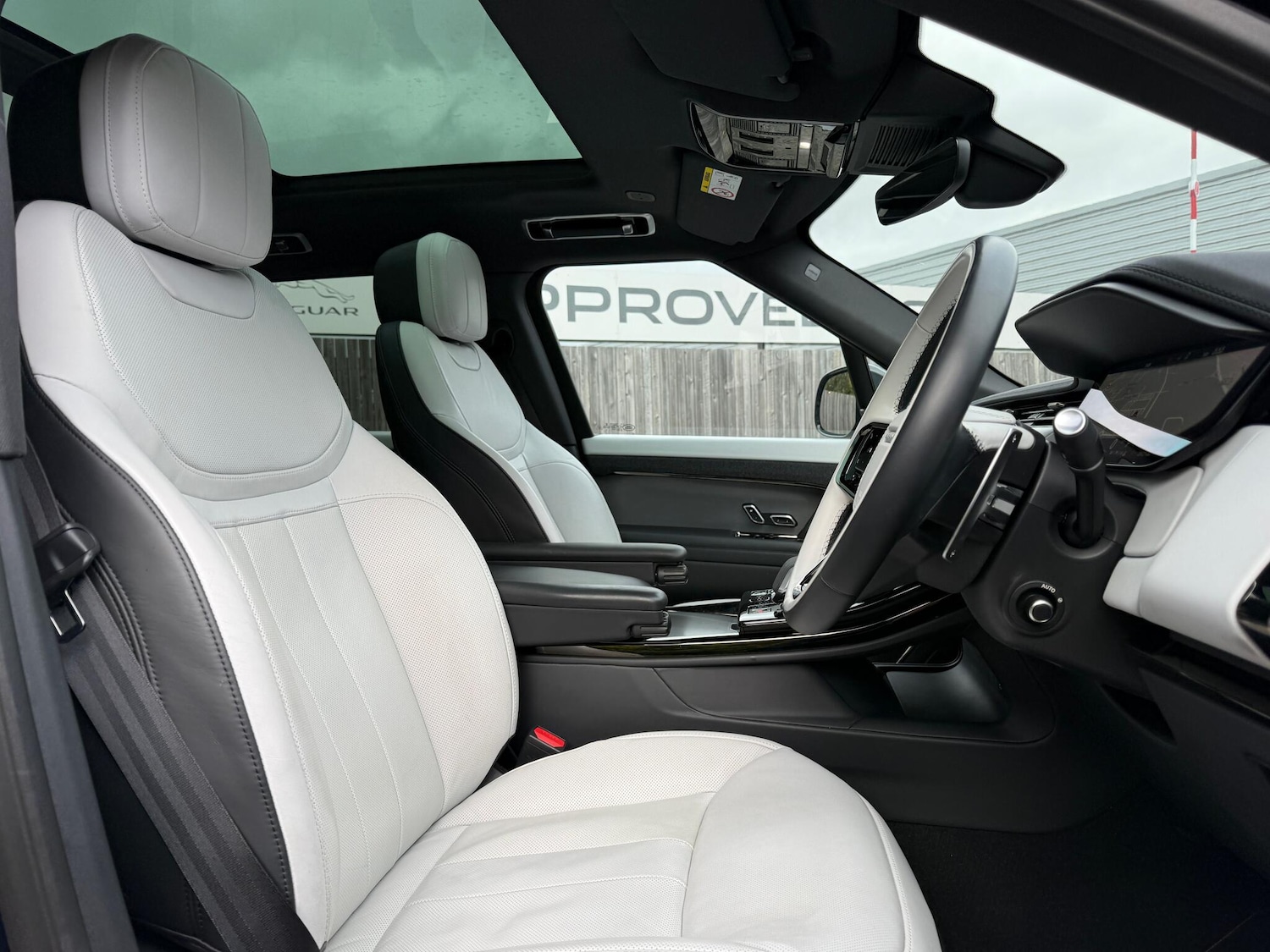 Used Land Rover Range Rover Sport 2023 for sale - 76472495: Photo 55