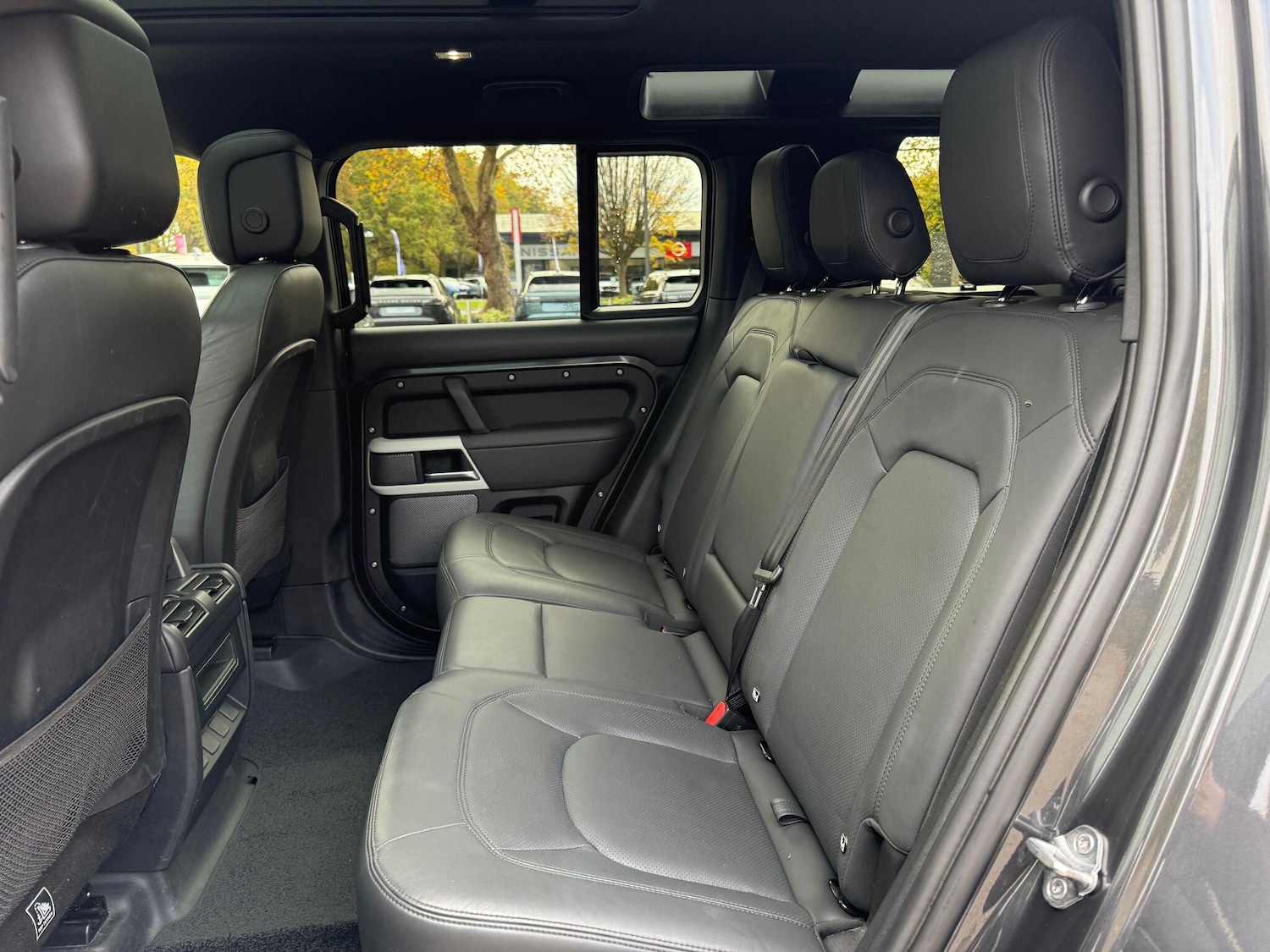 Used Land Rover Defender 2022 for sale - 77267160: Photo 47