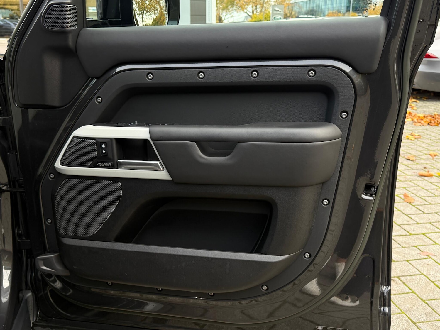 Used Land Rover Defender 2022 for sale - 77267160: Photo 48