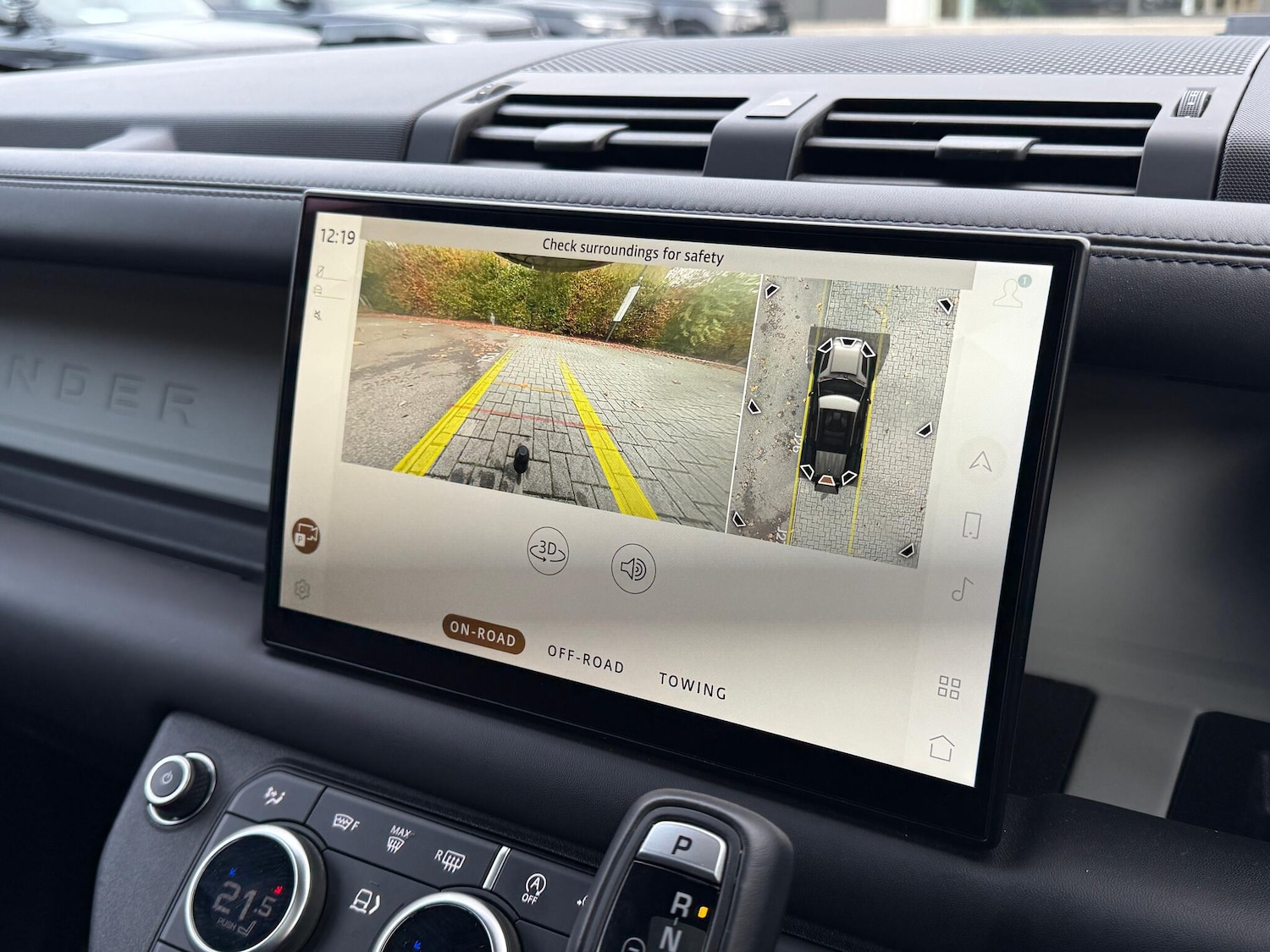 Used Land Rover Defender 2022 for sale - 77267160: Photo 7