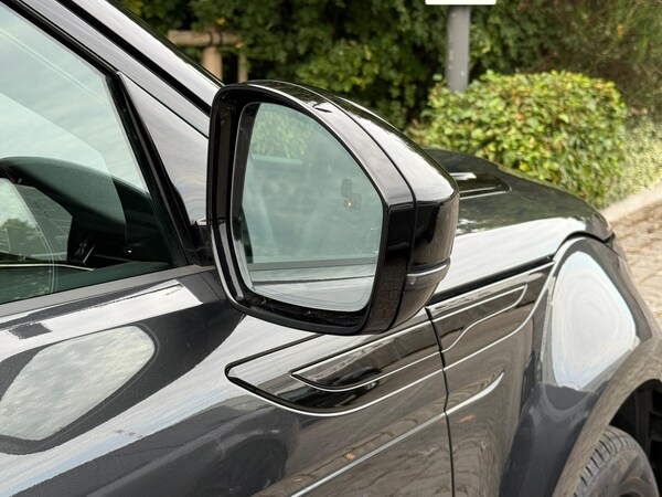 Used Land Rover Range Rover Evoque 2024 for sale - 76136987: Photo 11