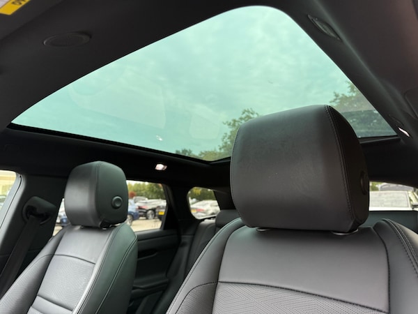 Used Land Rover Range Rover Evoque 2024 for sale - 76136987: Photo 4