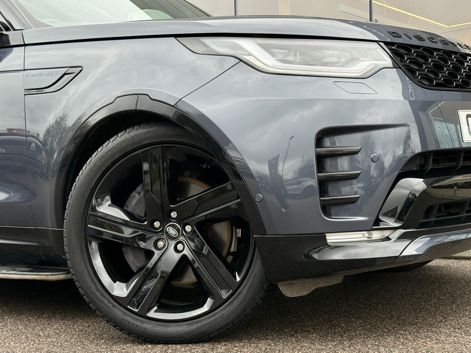 Used Land Rover Discovery 2024 for sale - 76765586: Photo 11