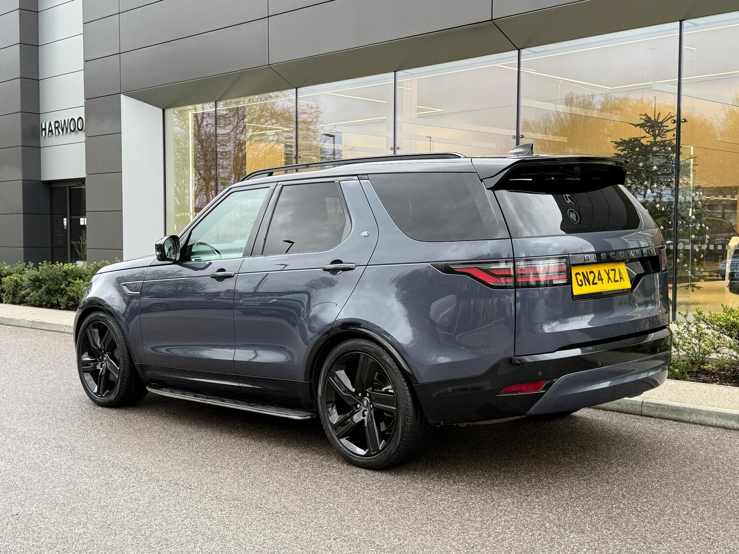 Used Land Rover Discovery 2024 for sale - 76765586: Photo 17