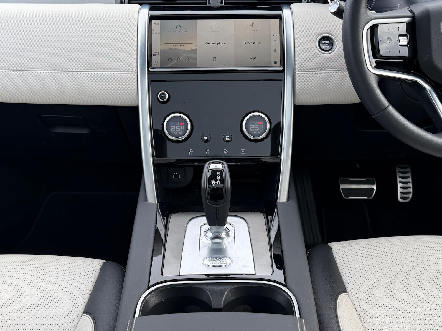 Used Land Rover Discovery Sport 2024 for sale - 76499837: Photo 20