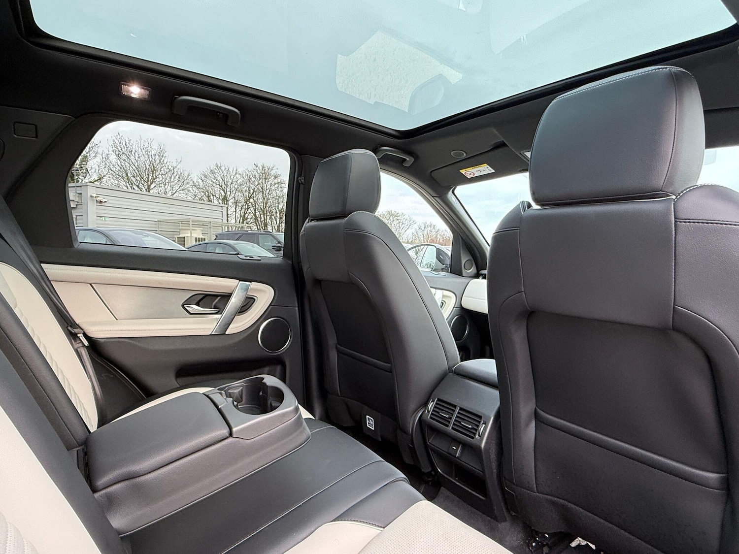 Used Land Rover Discovery Sport 2024 for sale - 76499837: Photo 29