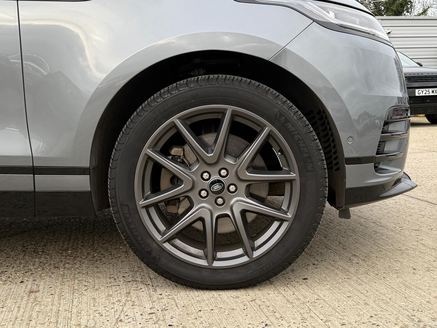 Used Land Rover Range Rover Velar 2024 for sale - 76425391: Photo 17