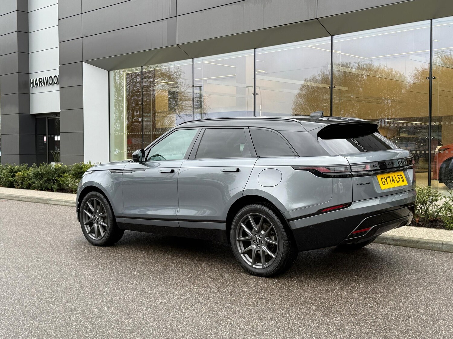 Used Land Rover Range Rover Velar 2024 for sale - 76425391: Photo 19
