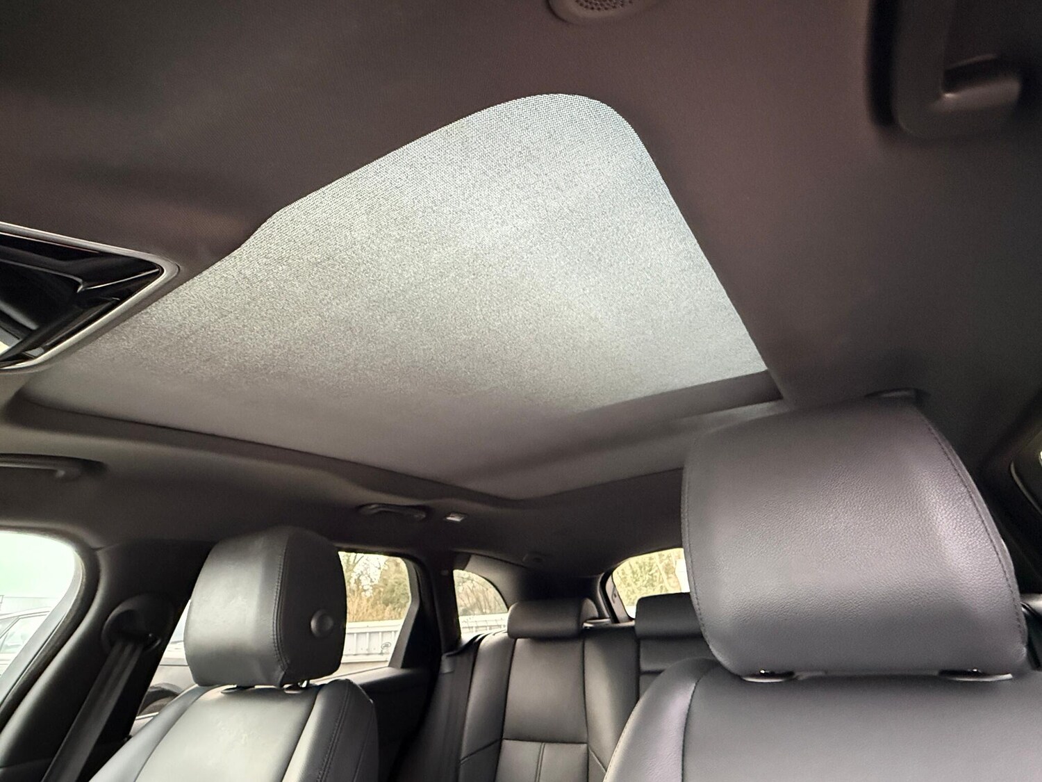 Used Land Rover Range Rover Velar 2024 for sale - 76425391: Photo 45