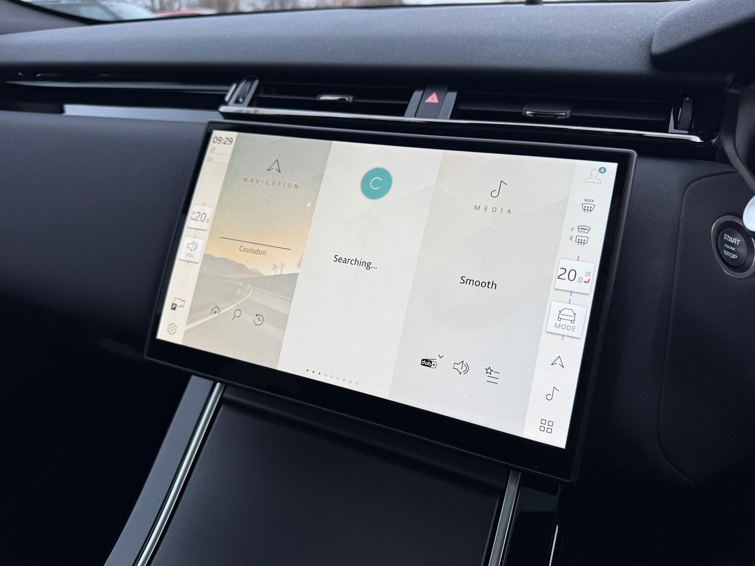 Used Land Rover Range Rover Velar 2024 for sale - 76425391: Photo 51