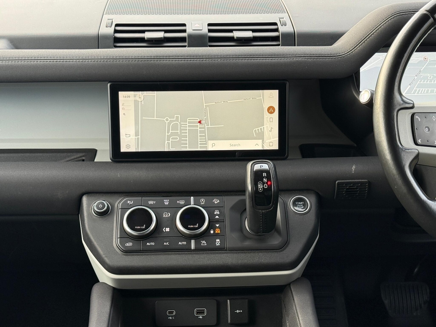 Used Land Rover Defender 110 for sale - 77242492: Photo 21