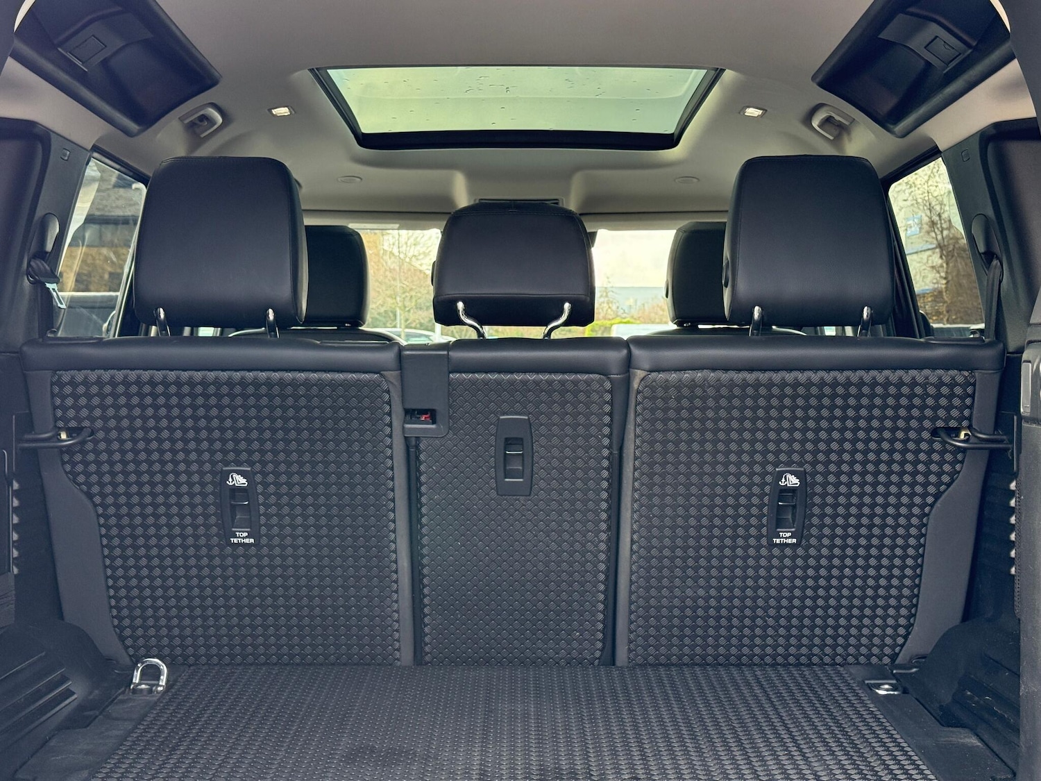 Used Land Rover Defender 110 for sale - 77242492: Photo 35