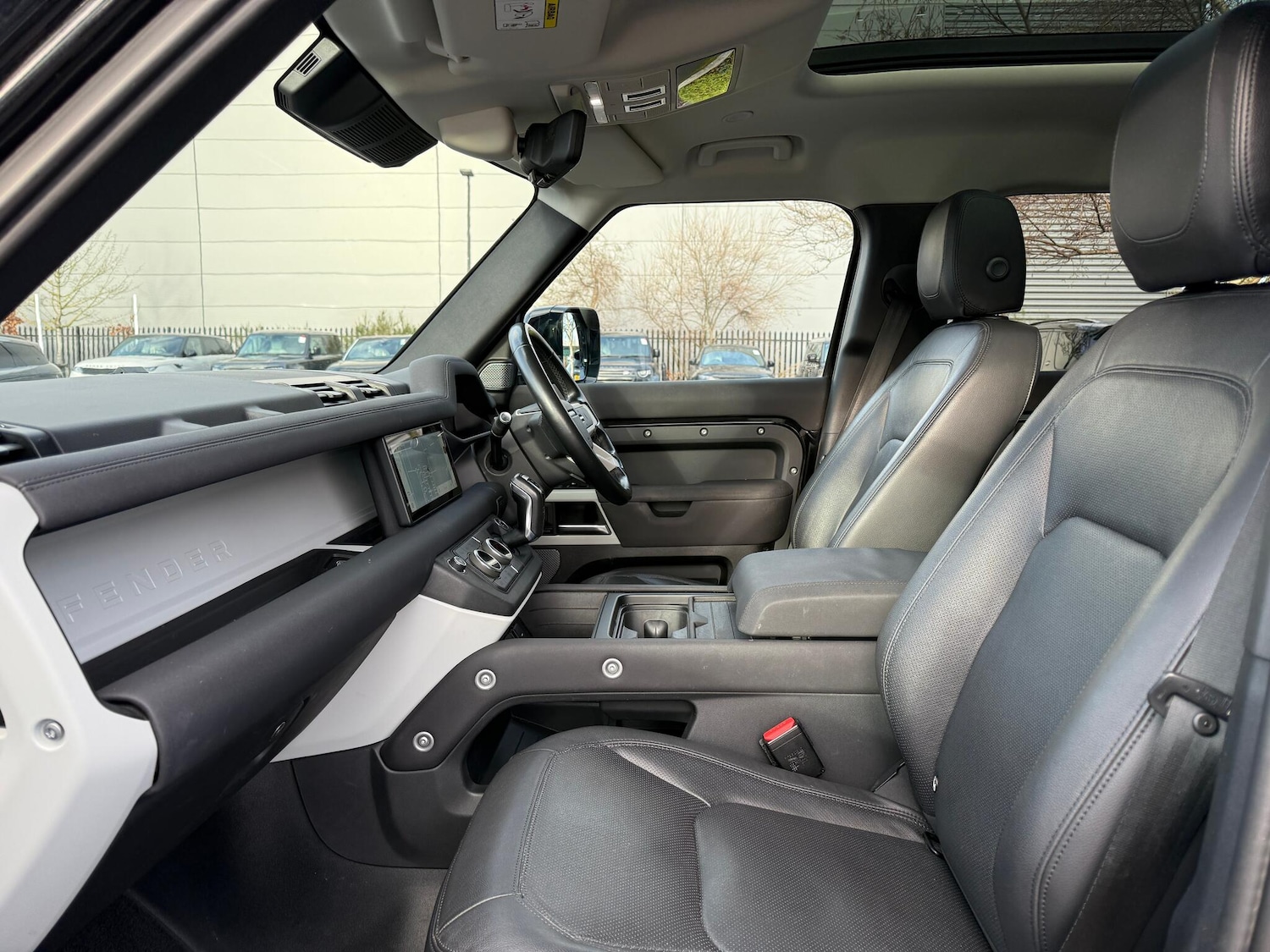 Used Land Rover Defender 110 for sale - 77242492: Photo 45