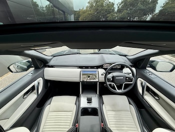 Used Land Rover Discovery Sport 2024 for sale - 75708108: Photo