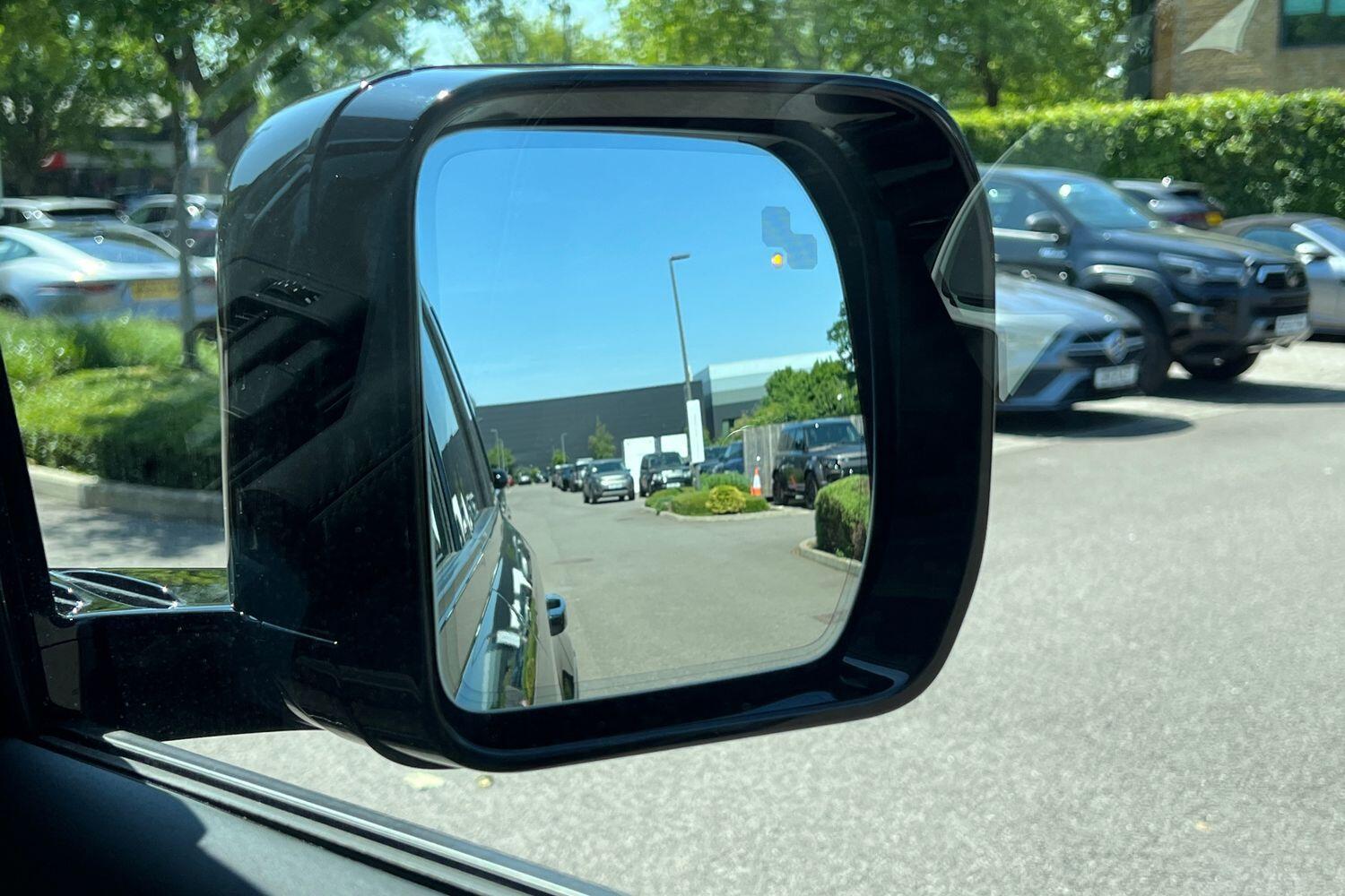 Used Land Rover Defender 2025 for sale - 76499516: Photo 12