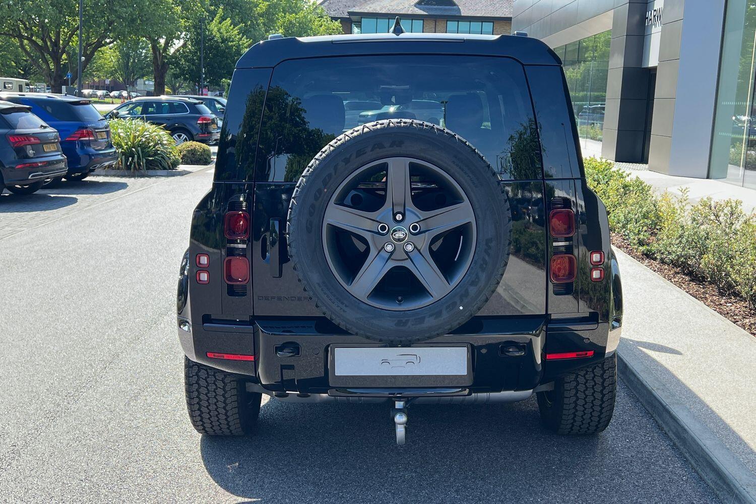 Used Land Rover Defender 2025 for sale - 76499516: Photo 14