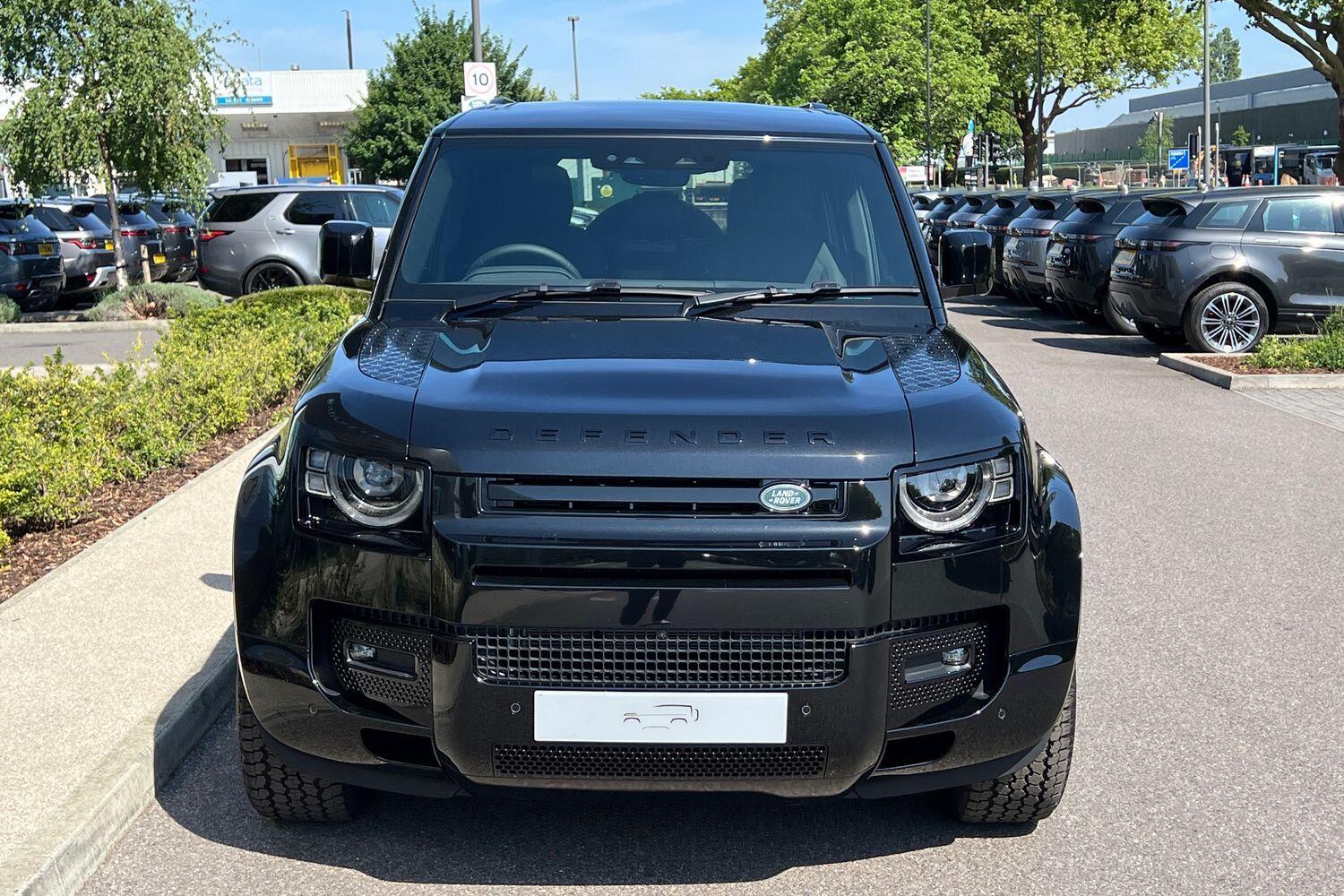 Used Land Rover Defender 2025 for sale - 76499516: Photo 18