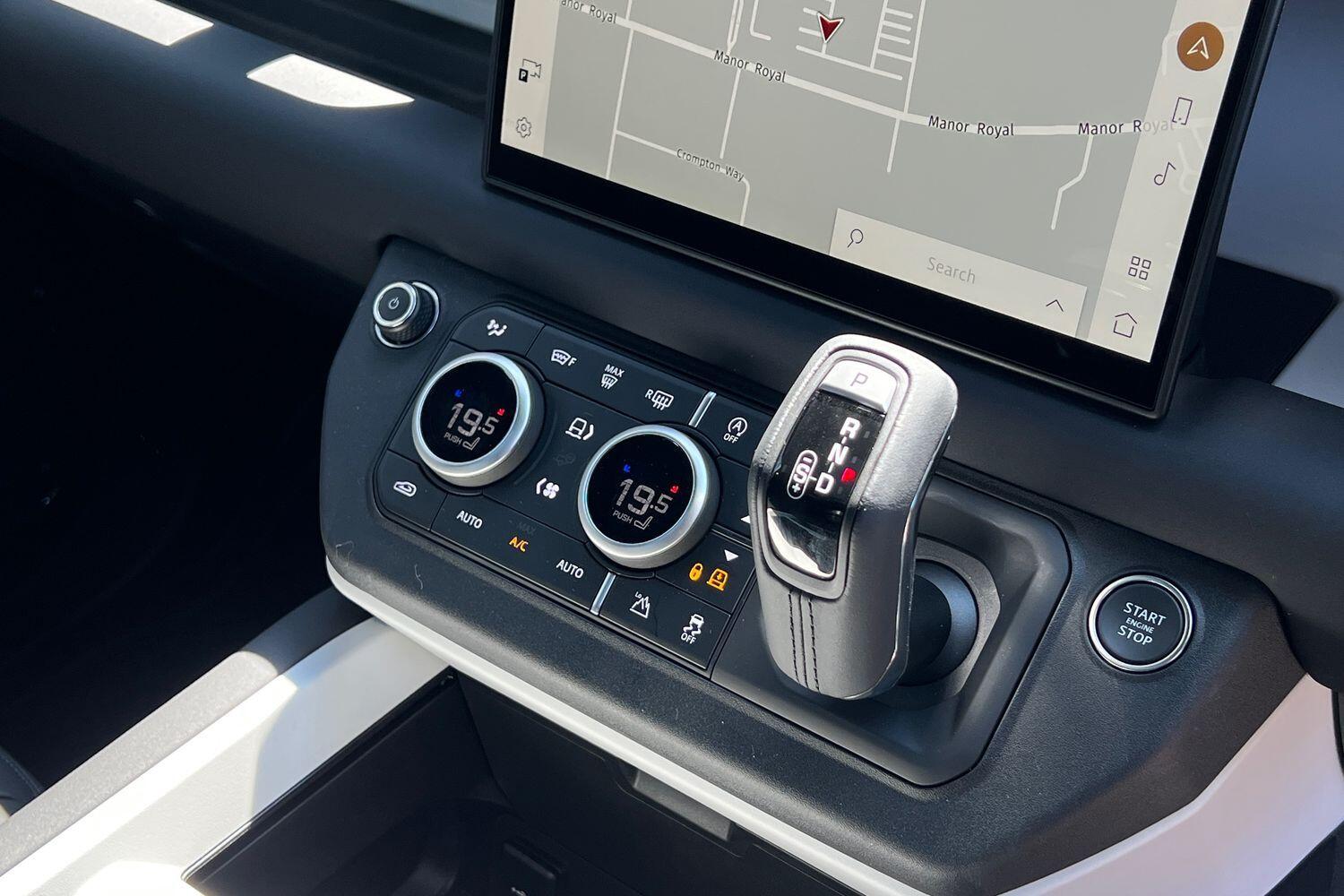 Used Land Rover Defender 2025 for sale - 76499516: Photo 25