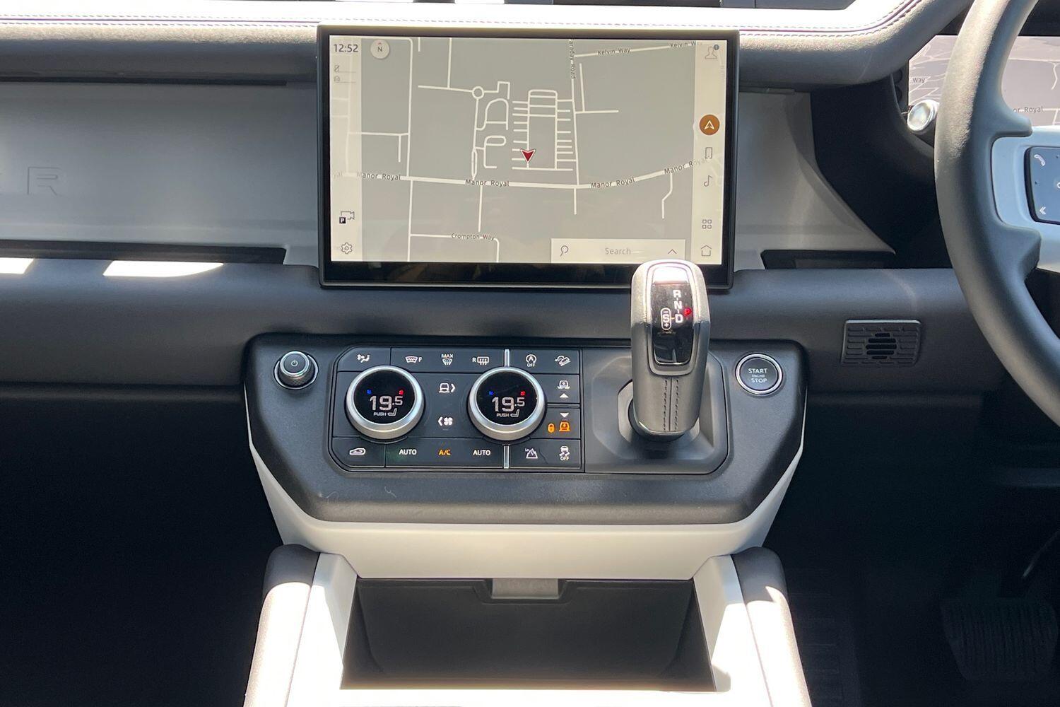 Used Land Rover Defender 2025 for sale - 76499516: Photo 26