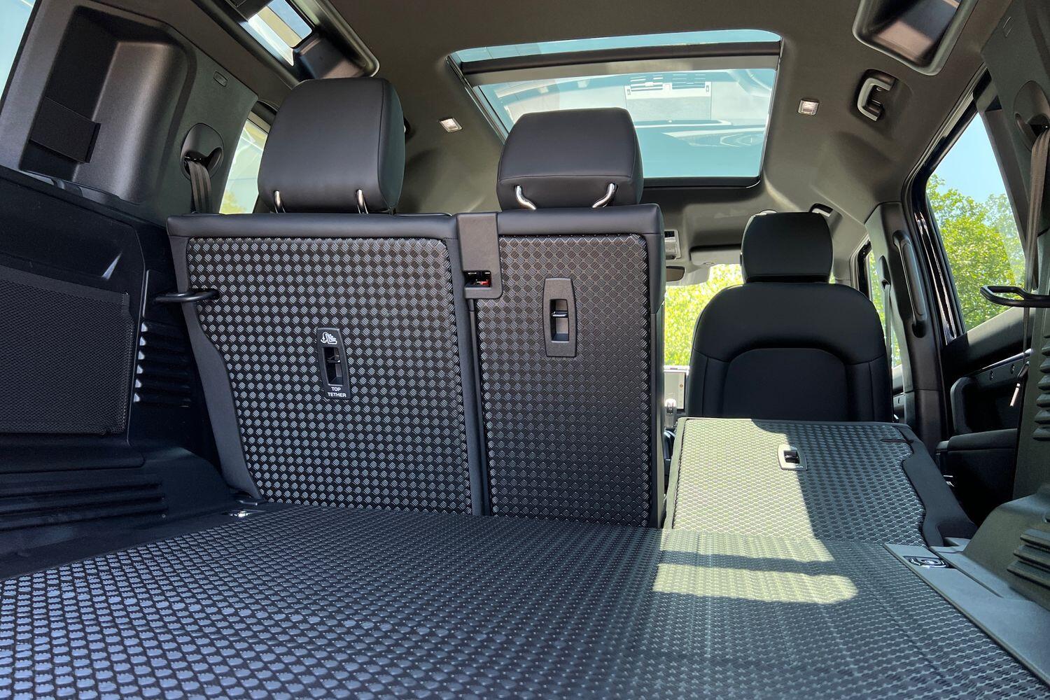 Used Land Rover Defender 2025 for sale - 76499516: Photo 33