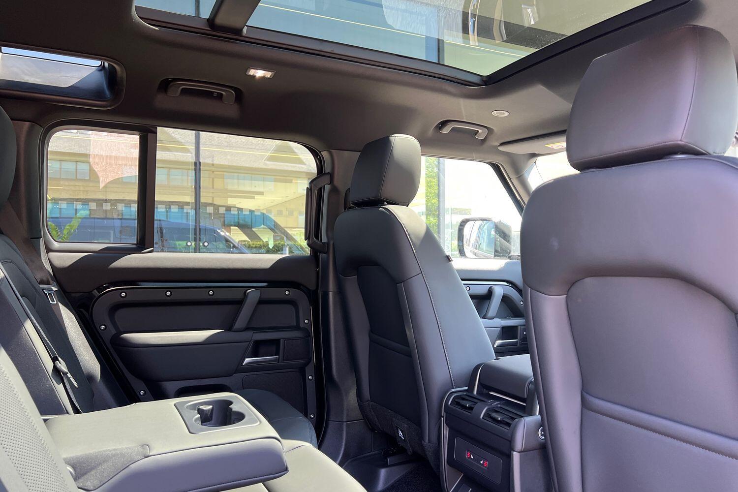 Used Land Rover Defender 2025 for sale - 76499516: Photo 35