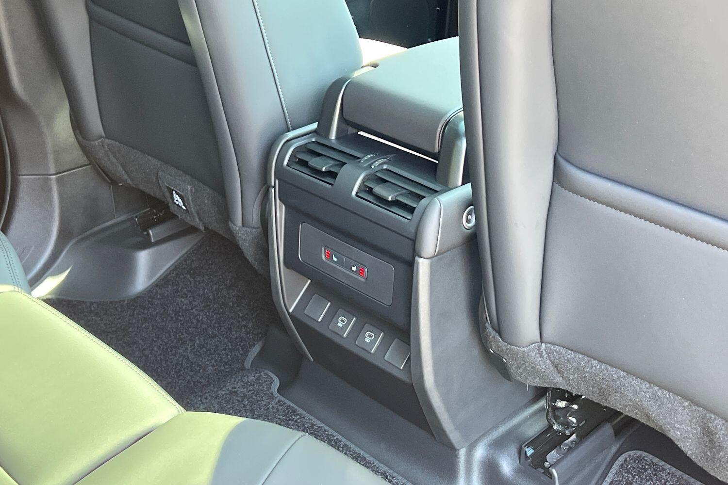 Used Land Rover Defender 2025 for sale - 76499516: Photo 37