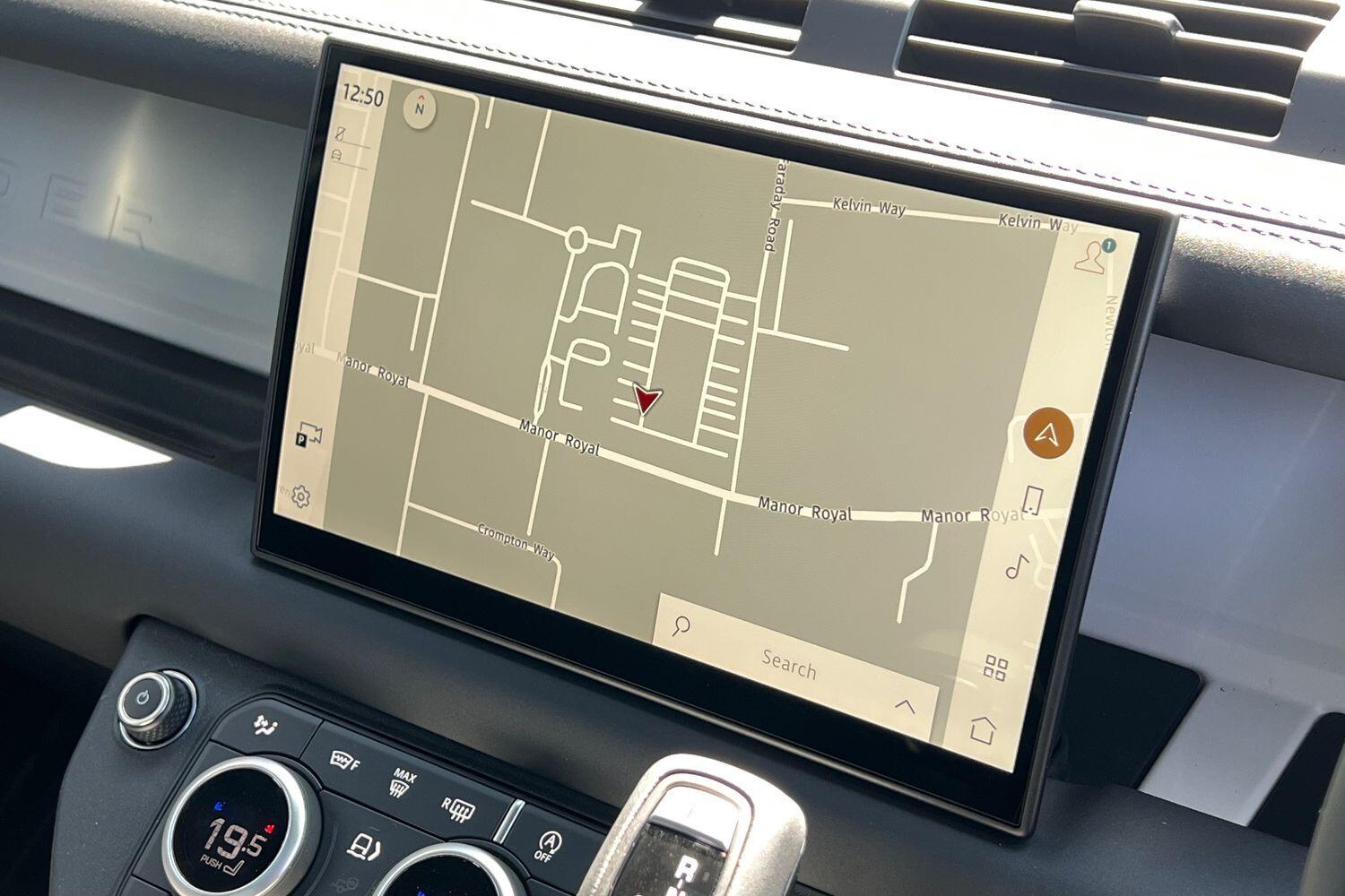 Used Land Rover Defender 2025 for sale - 76499516: Photo 4