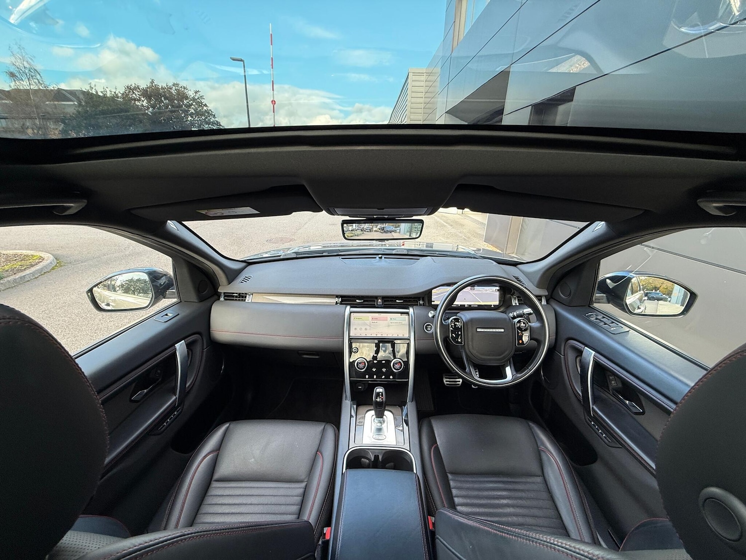 Used Land Rover Discovery Sport 2020 for sale - 76371415: Photo 3