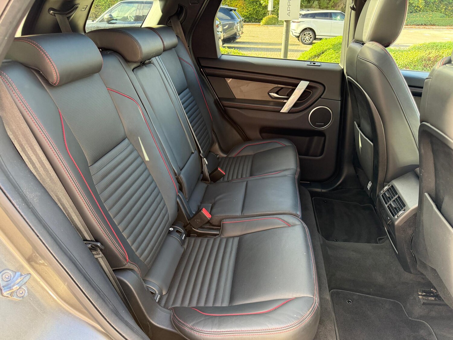 Used Land Rover Discovery Sport 2020 for sale - 76371415: Photo 37