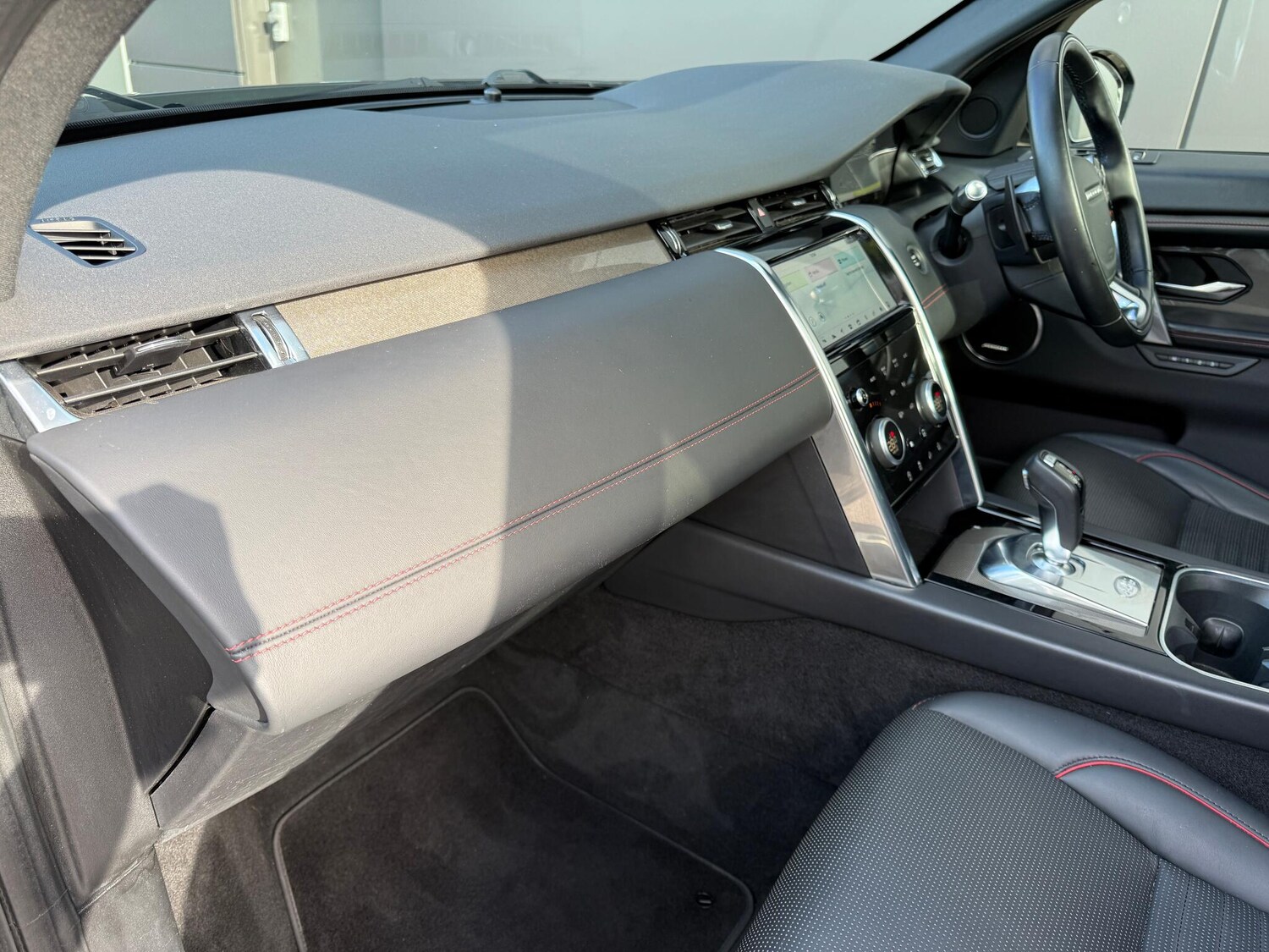 Used Land Rover Discovery Sport 2020 for sale - 76371415: Photo 44