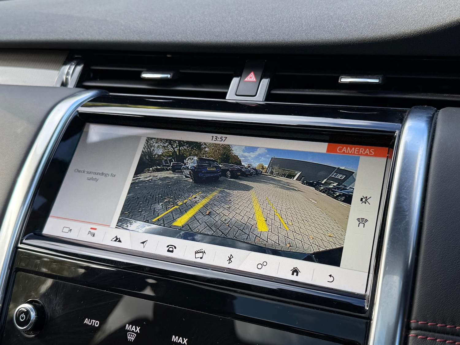 Used Land Rover Discovery Sport 2020 for sale - 76371415: Photo 6