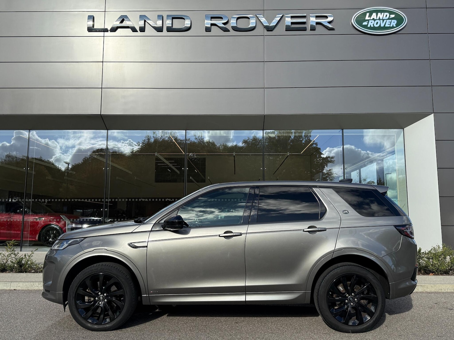 Used Land Rover Discovery Sport 2020 for sale - 76371415: Photo 8