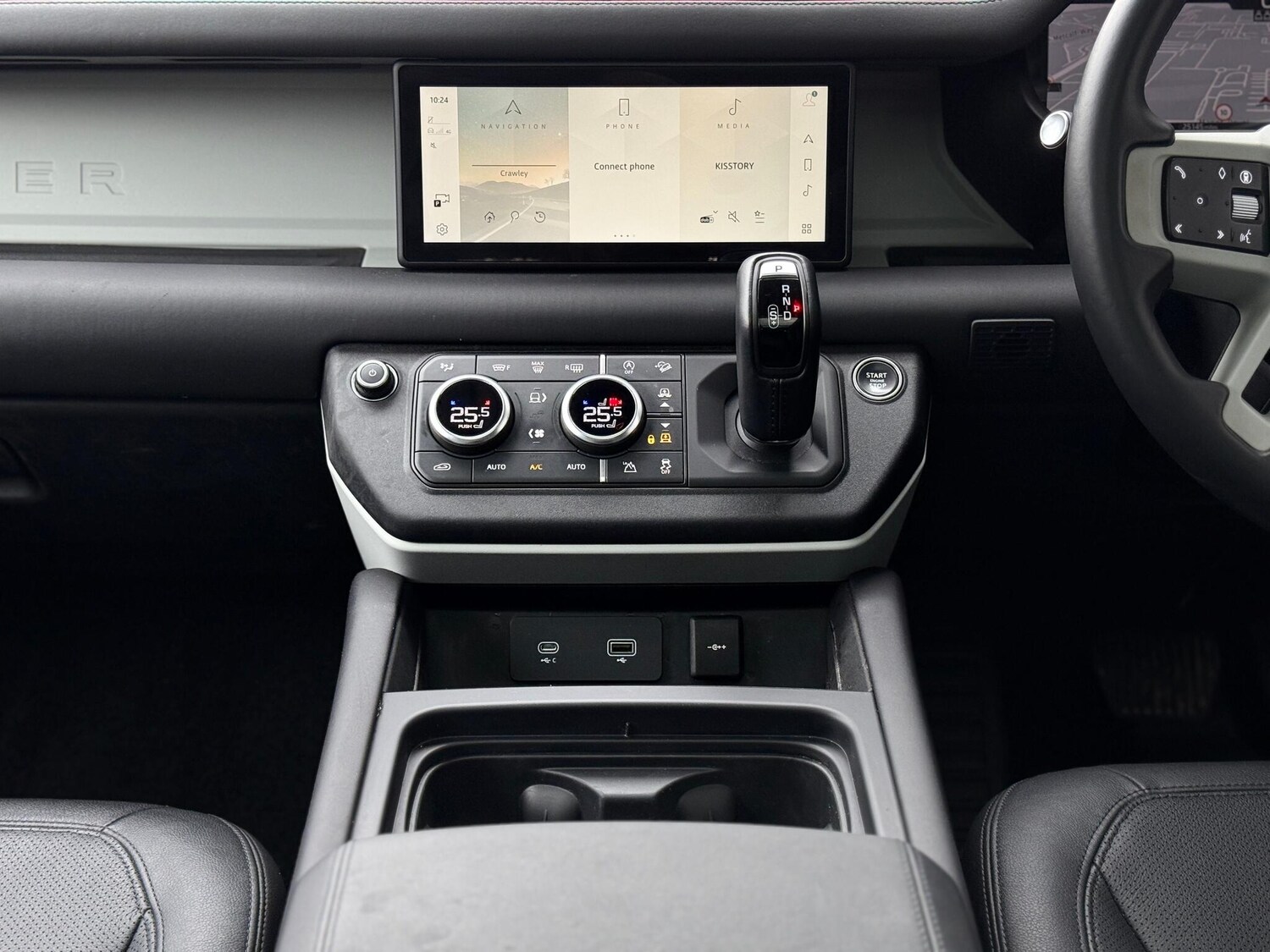 Used Land Rover Defender 110 2024 for sale - 76227838: Photo 32