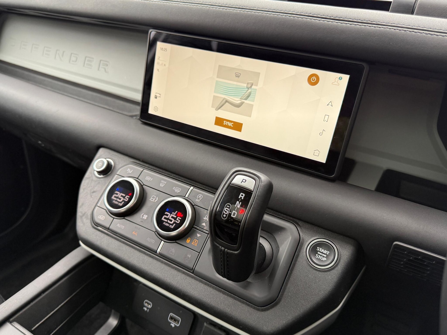 Used Land Rover Defender 110 2024 for sale - 76227838: Photo 63