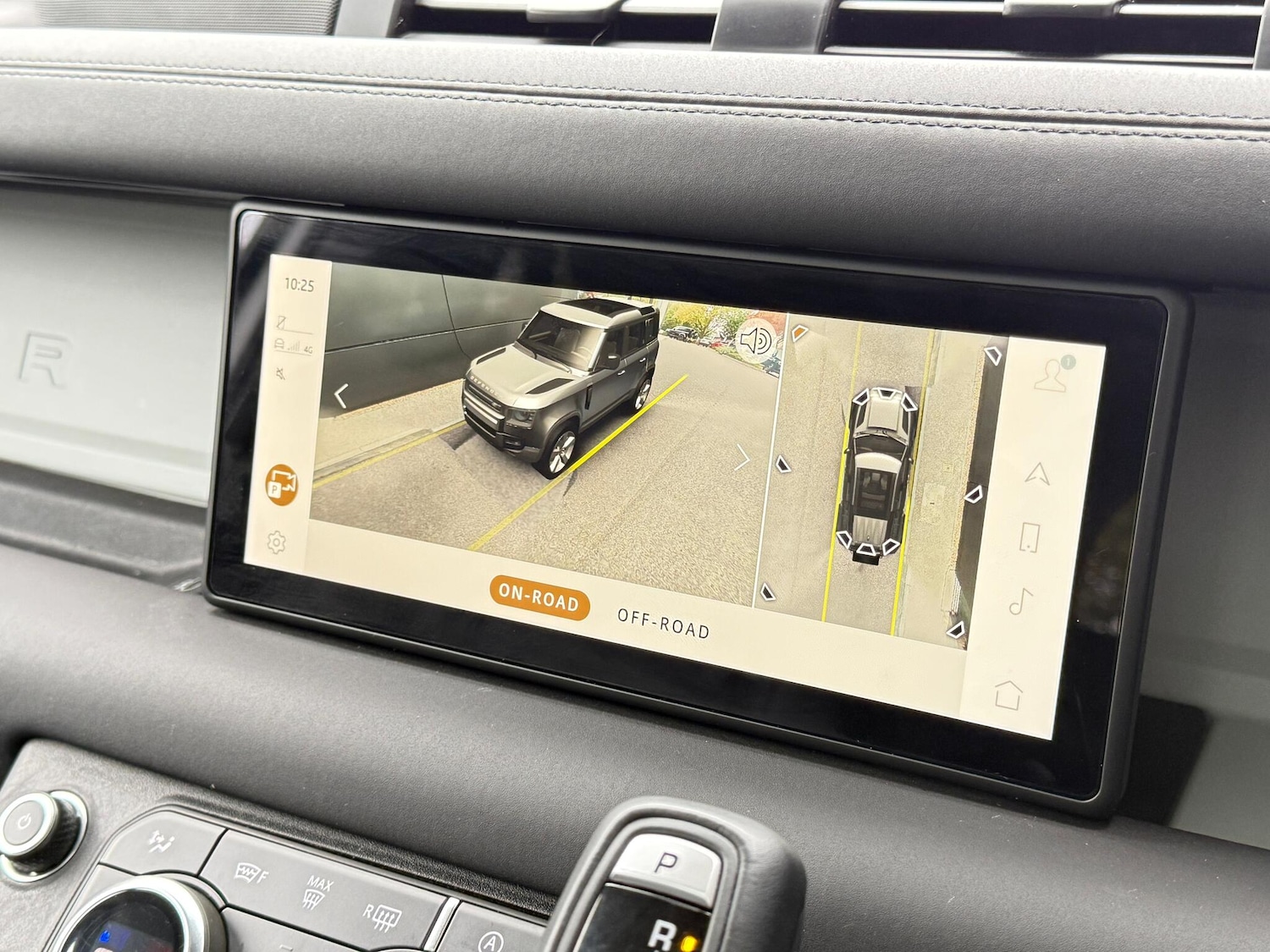 Used Land Rover Defender 110 2024 for sale - 76227838: Photo 8