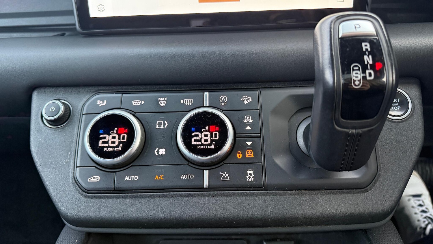 Used Land Rover Defender 90 2021 for sale - 77203664: Photo 25