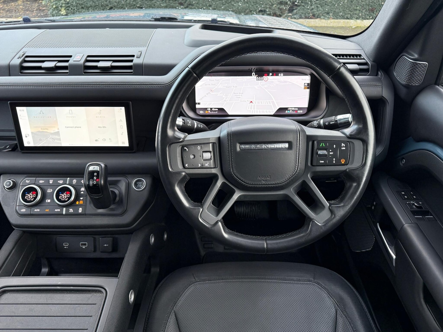 Used Land Rover Defender 90 2021 for sale - 77203664: Photo 30