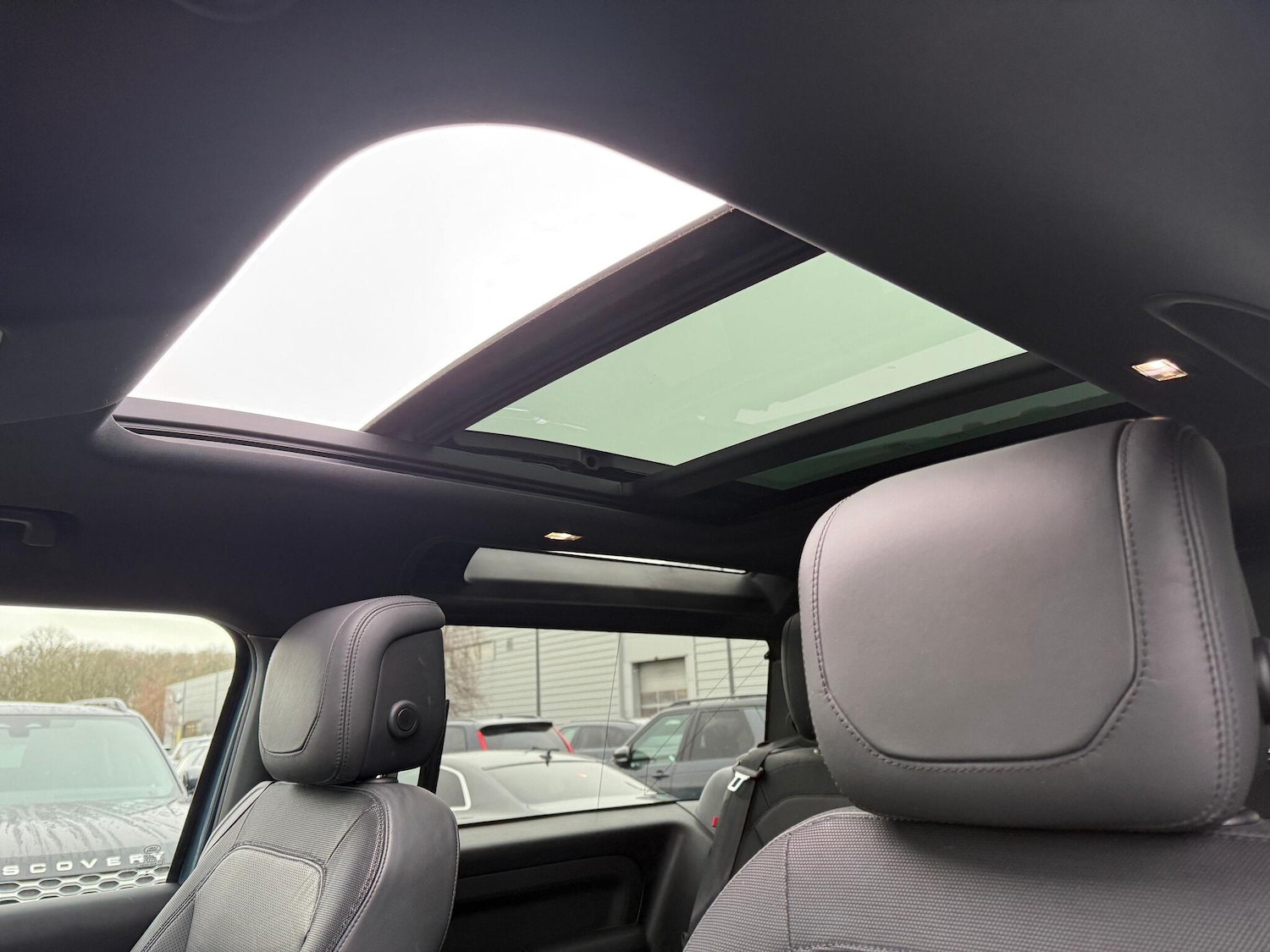 Used Land Rover Defender 90 2021 for sale - 77203664: Photo 5